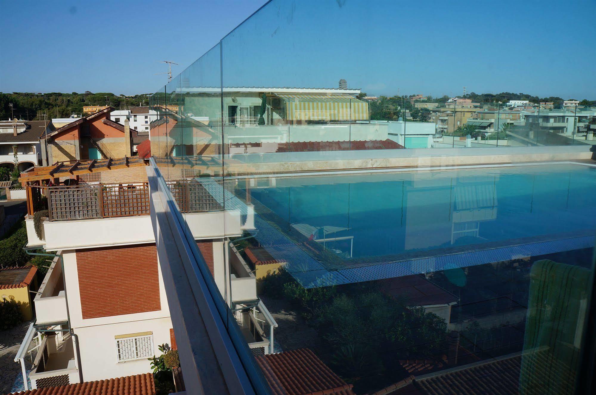 Hotel L'Approdo Anzio Exterior photo